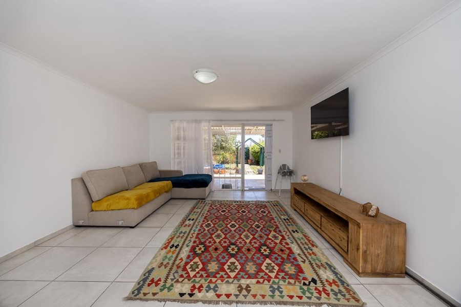 2 Bedroom Property for Sale in Table View Western Cape